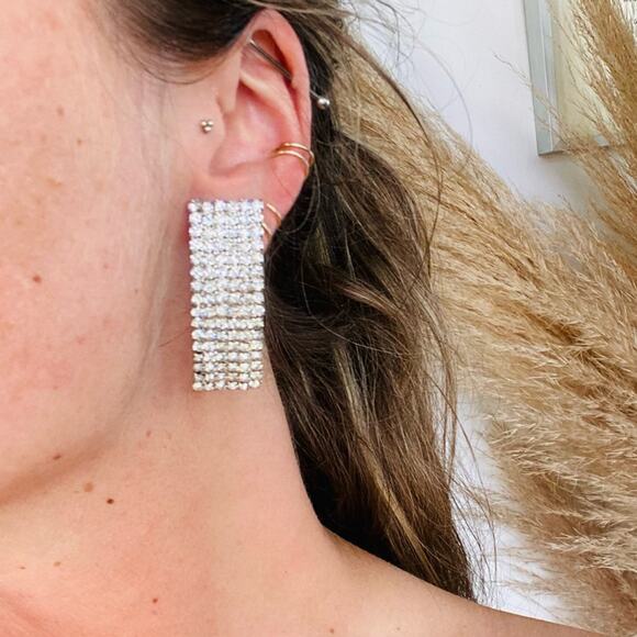 NORDSTROM REVOLVE Silver White Bar CZ Rhinestone 1.75" Stud Earrings Jewelry - Picture 1 of 9